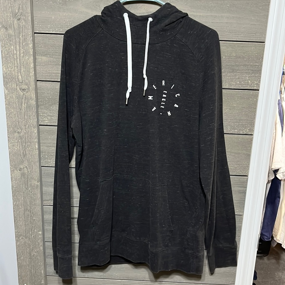 American Eagle longsleeve